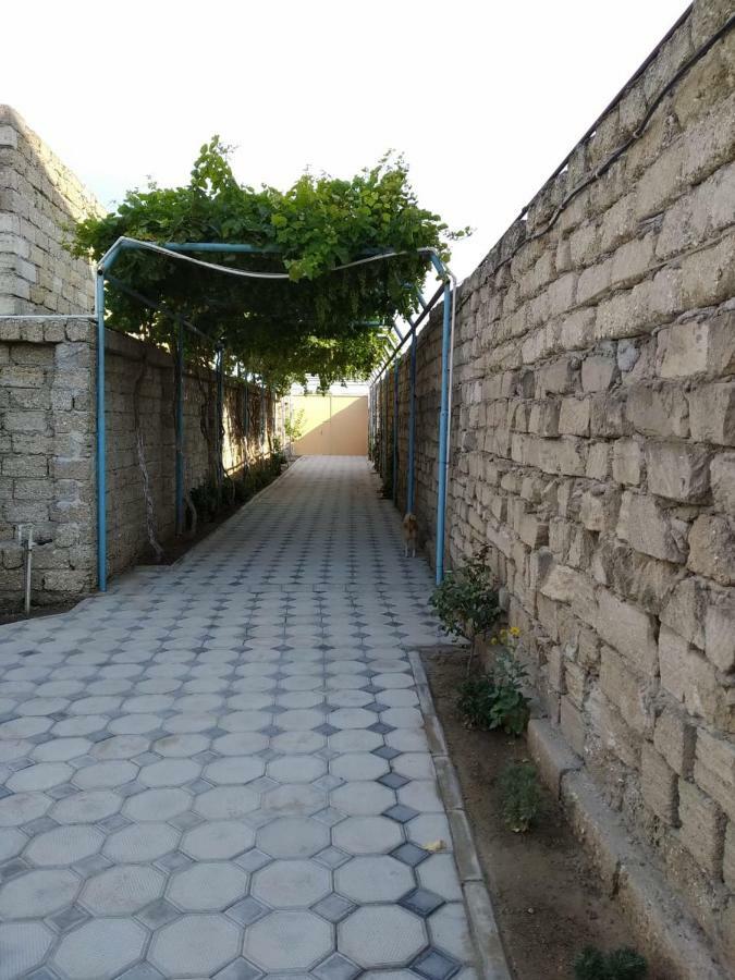 Villa Cozy House In Bina, Bolluq Baky Esterno foto